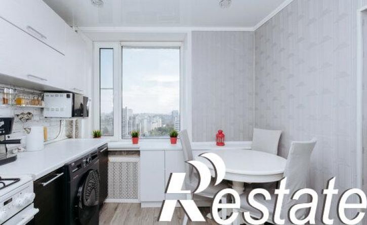 2-комн квартира улица Декабристов, 113,  д. 113