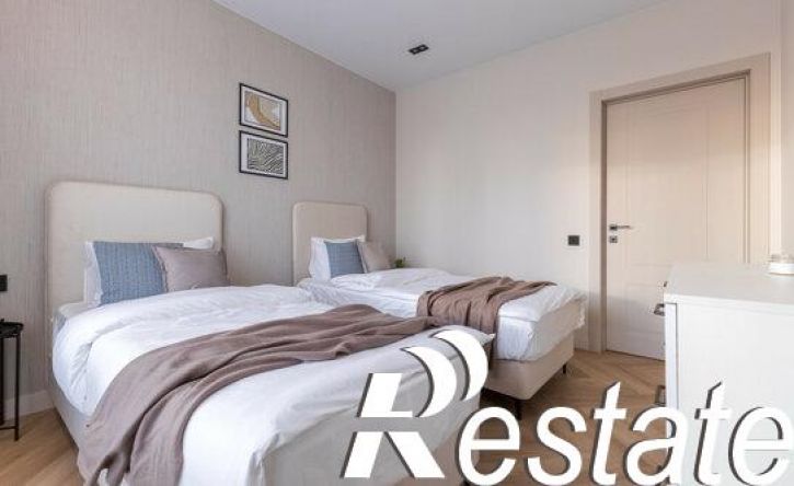 3-комн квартира улица Новаторов, 8А,  д. 8А