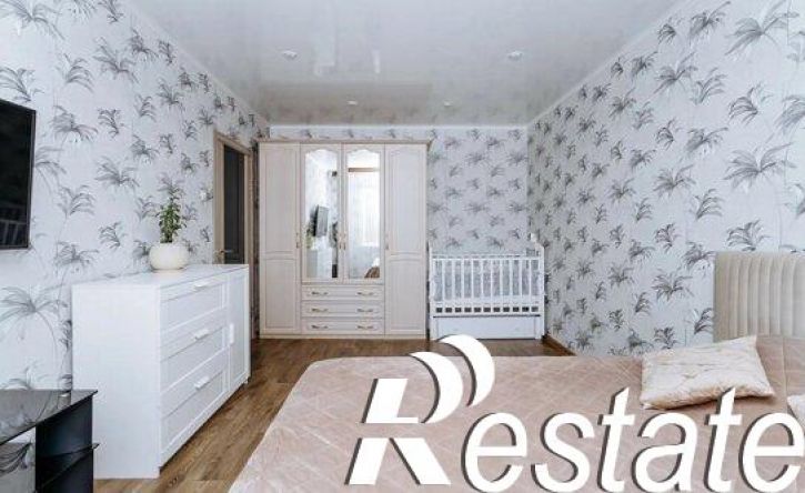 2-комн квартира проспект Победы, 100,  д. 100