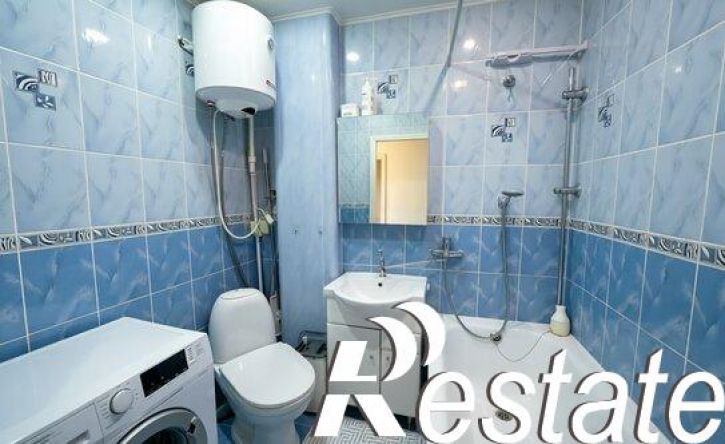 2-комн квартира улица Короленко, 69,  д. 69