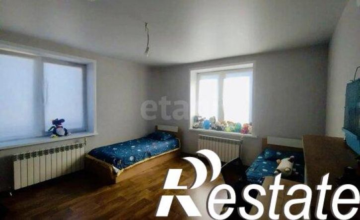 3-комн квартира улица Автомобилистов, 5,  д. 5