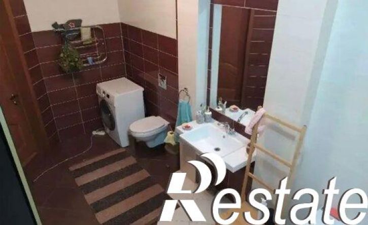 6-комн квартира улица Карла Маркса, 15,  д. 15