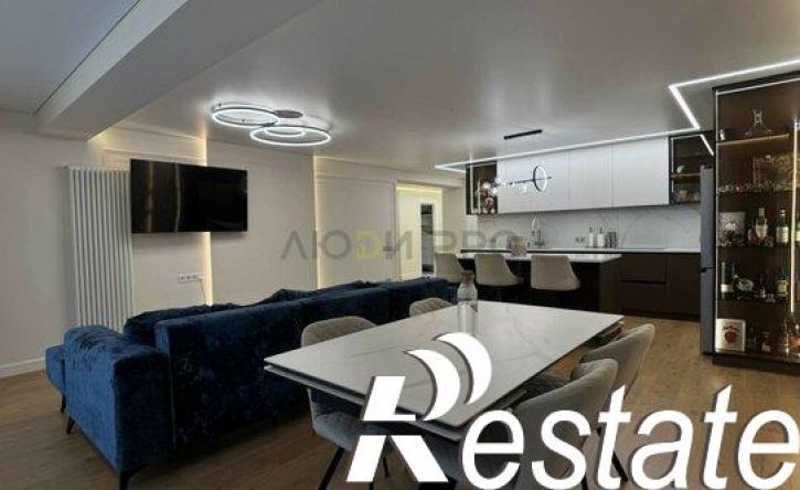 3-комн квартира улица Раскольникова, 65А,  д. 65А