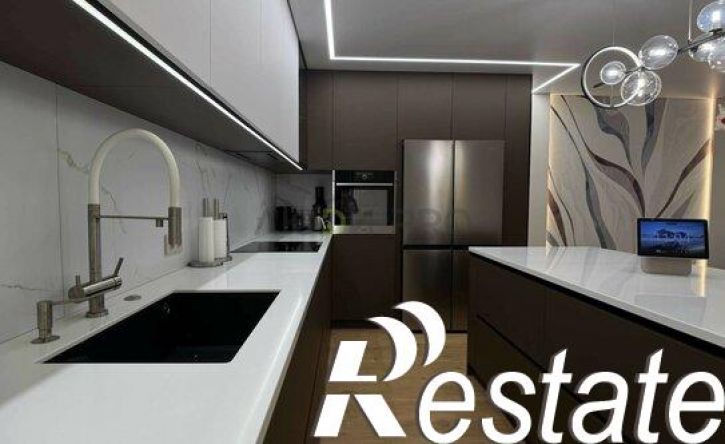 3-комн квартира улица Раскольникова, 65А,  д. 65А