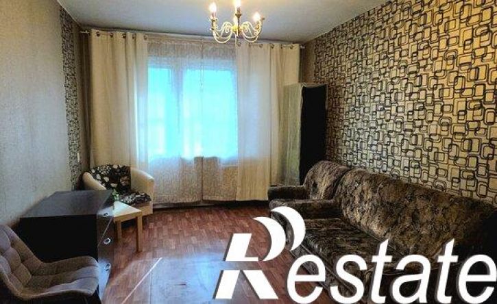 2-комн квартира улица Декабристов, 107,  д. 107