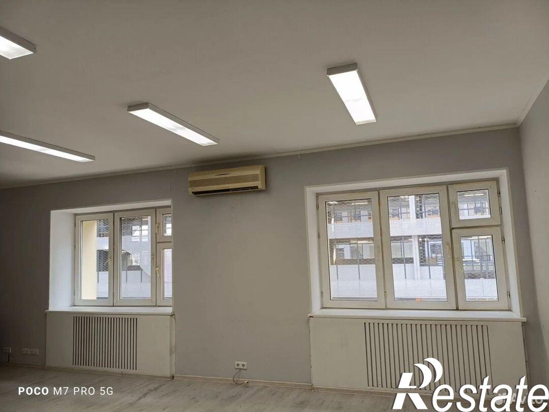 Сдать офис, помещение под офис за 37 212 рублей на улица Халитова, 2