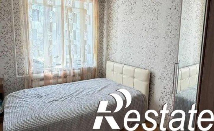 3-комн квартира улица Комарова, 25,  д. 25