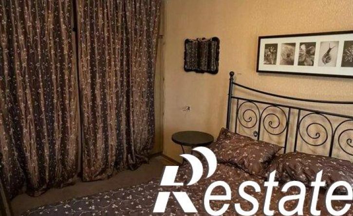 3-комн квартира улица Комарова, 25,  д. 25