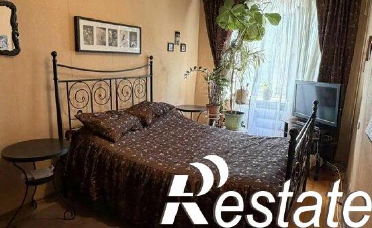 3-комн квартира улица Комарова, 25,  д. 25