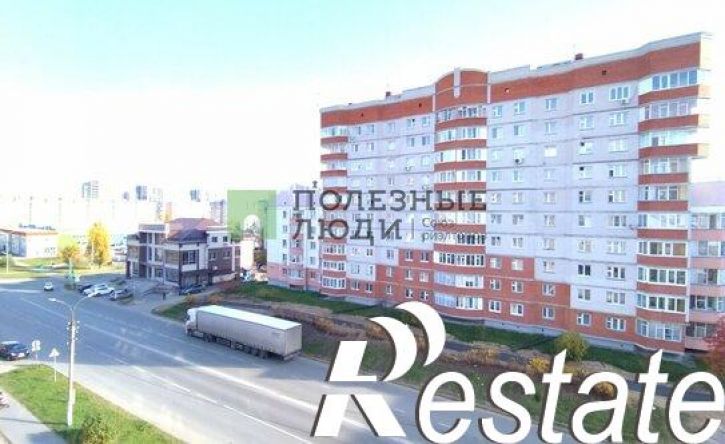 3-комн квартира улица Комарова, 24,  д. 24