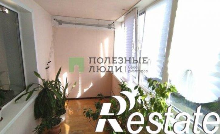 3-комн квартира улица Комарова, 24,  д. 24