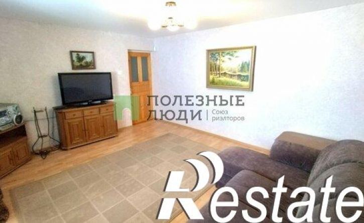 3-комн квартира улица Комарова, 24,  д. 24