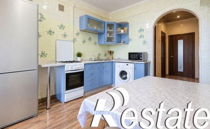 3-комн квартира улица Гагарина, 83,  д. 83