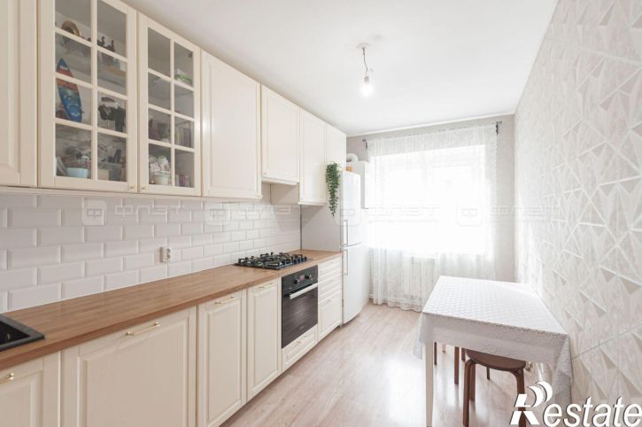 3-комн квартира ул. Ясная поляна, дом 17