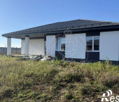 коттедж 188 кв м Орлиная ул, 30