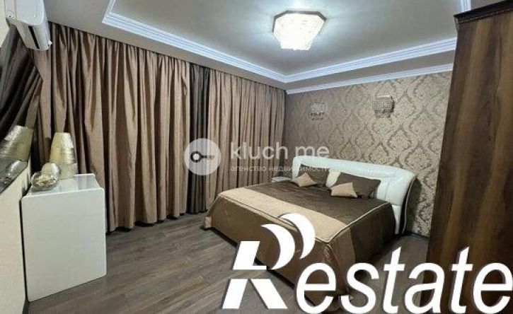 4-комн квартира улица Адоратского, 2,  д. 2