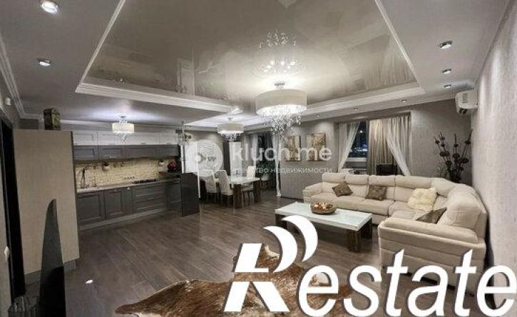 4-комн квартира улица Адоратского, 2,  д. 2