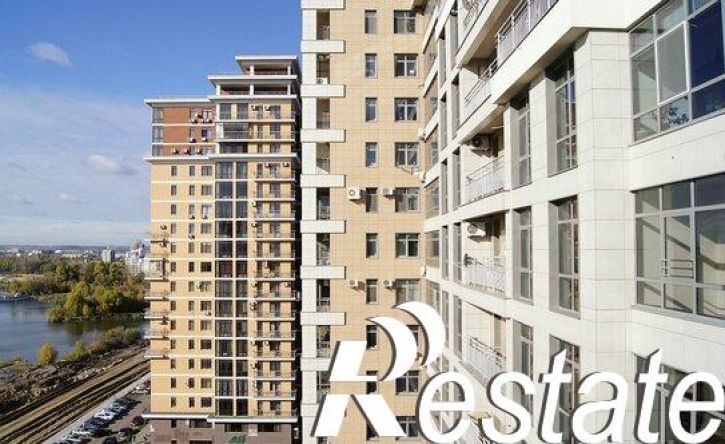 2-комн квартира Меридианная улица, 2,  д. 2